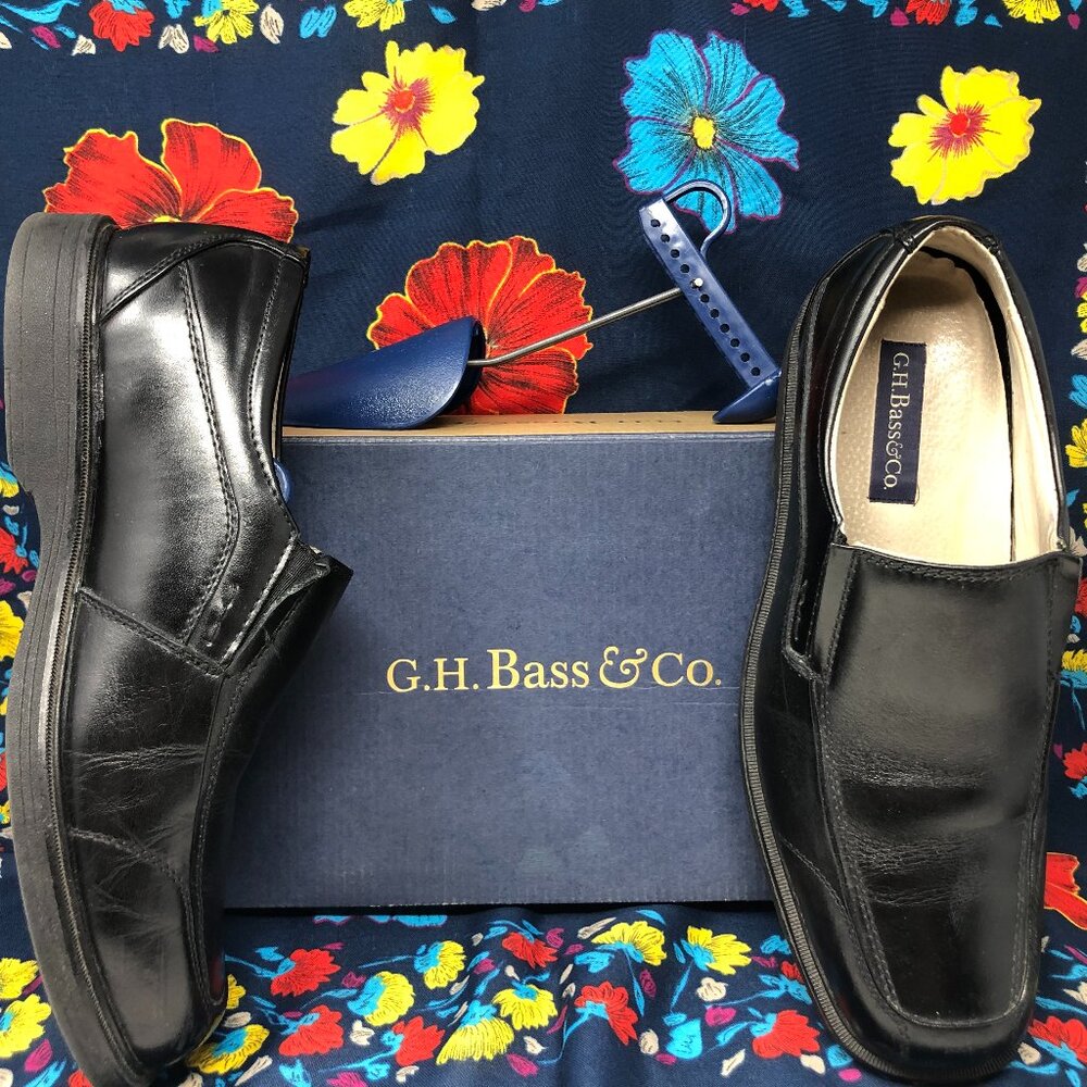 Size 10 Men's Leather Dress Shoes w/Shoe Stretchers